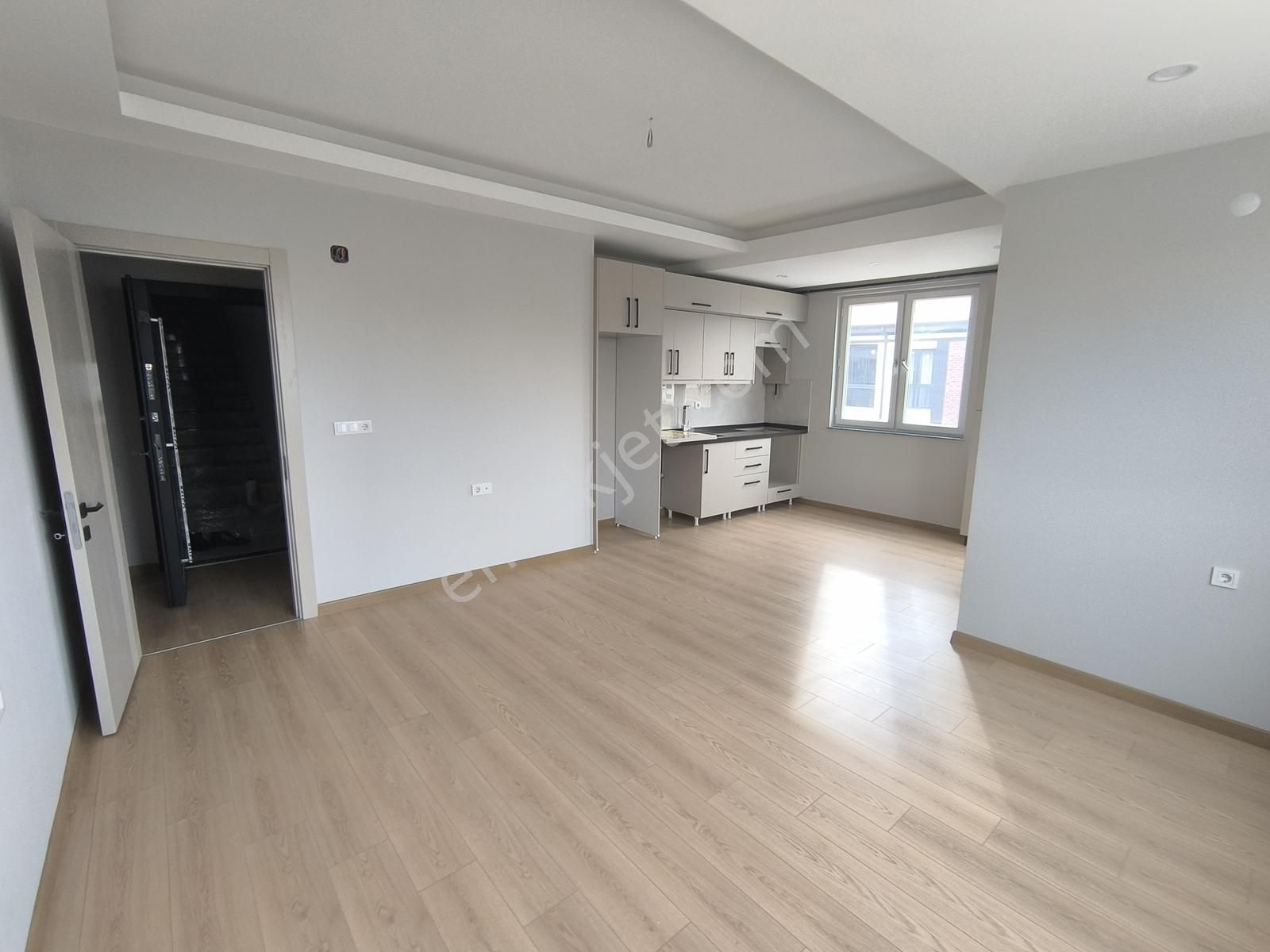 Kariyer'den Okul Sağlık Ocağı Karşısı Lüks 1+1 Kiralık Daireler - Görsel 10