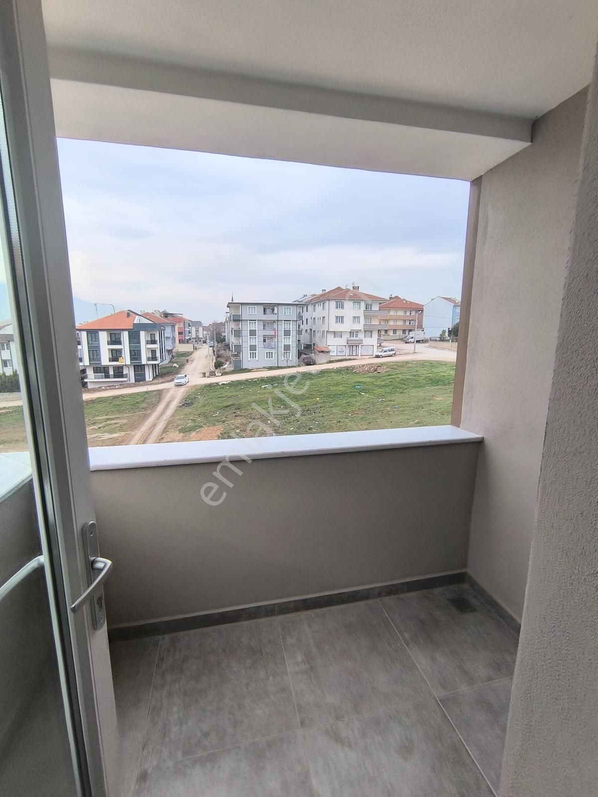Kariyer'den Okul Sağlık Ocağı Karşısı Lüks 1+1 Kiralık Daireler - Görsel 9