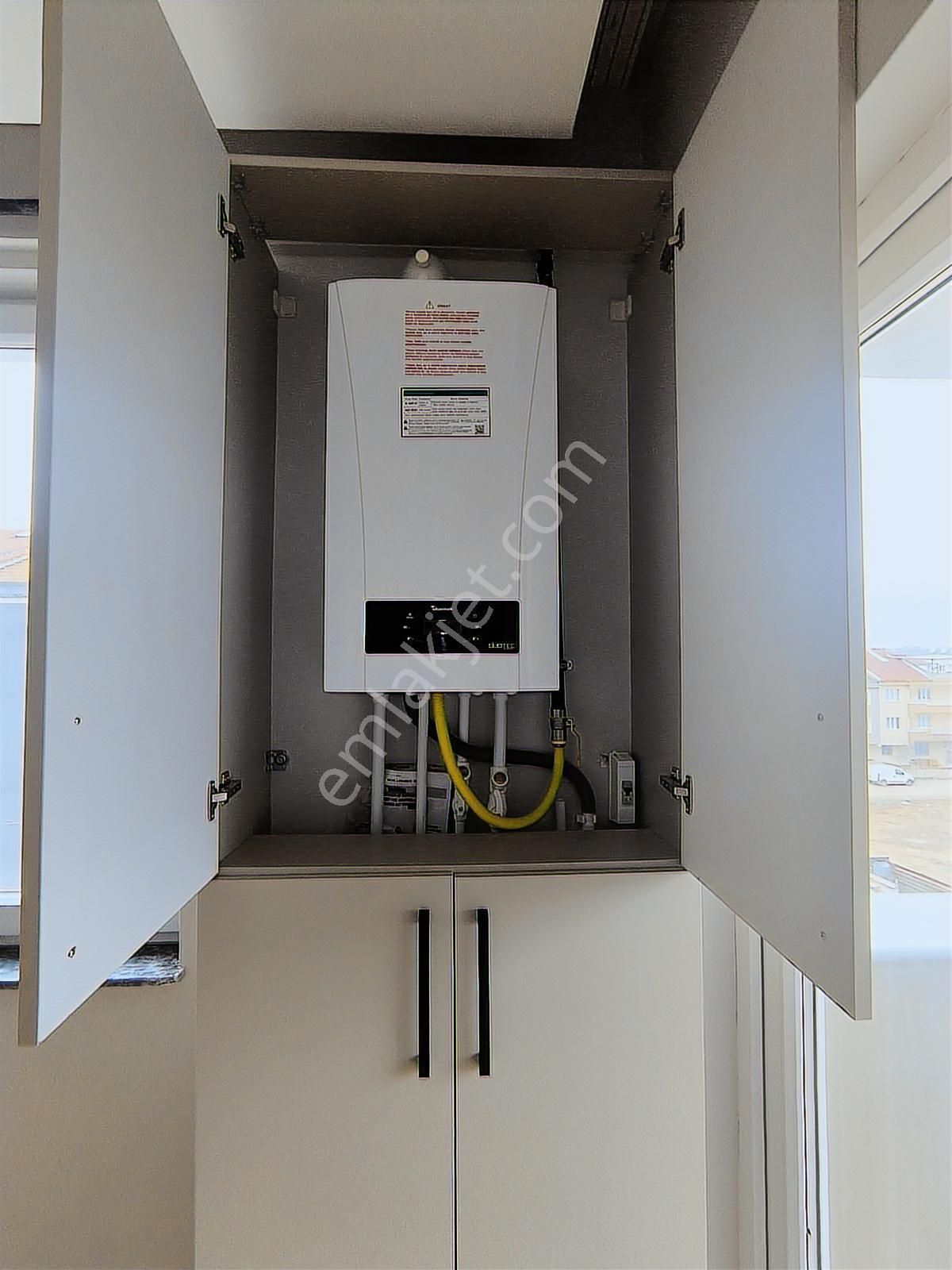 Kariyer'den Okul Sağlık Ocağı Karşısı Lüks 1+1 Kiralık Daireler - Görsel 5