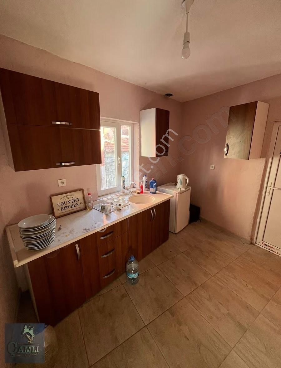 Çamlı Gayrimenkulden Merlkezde Kiralık Bahçeli Müstakil Ev - Görsel 18