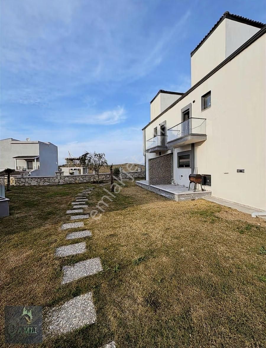 Seferisar Çevrekent Sitesinde 3+1 Kiralık Villalar - Görsel 24