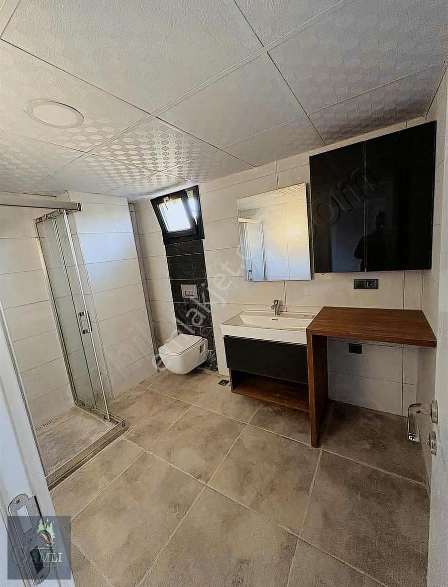 Seferisar Çevrekent Sitesinde 3+1 Kiralık Villalar - Görsel 17