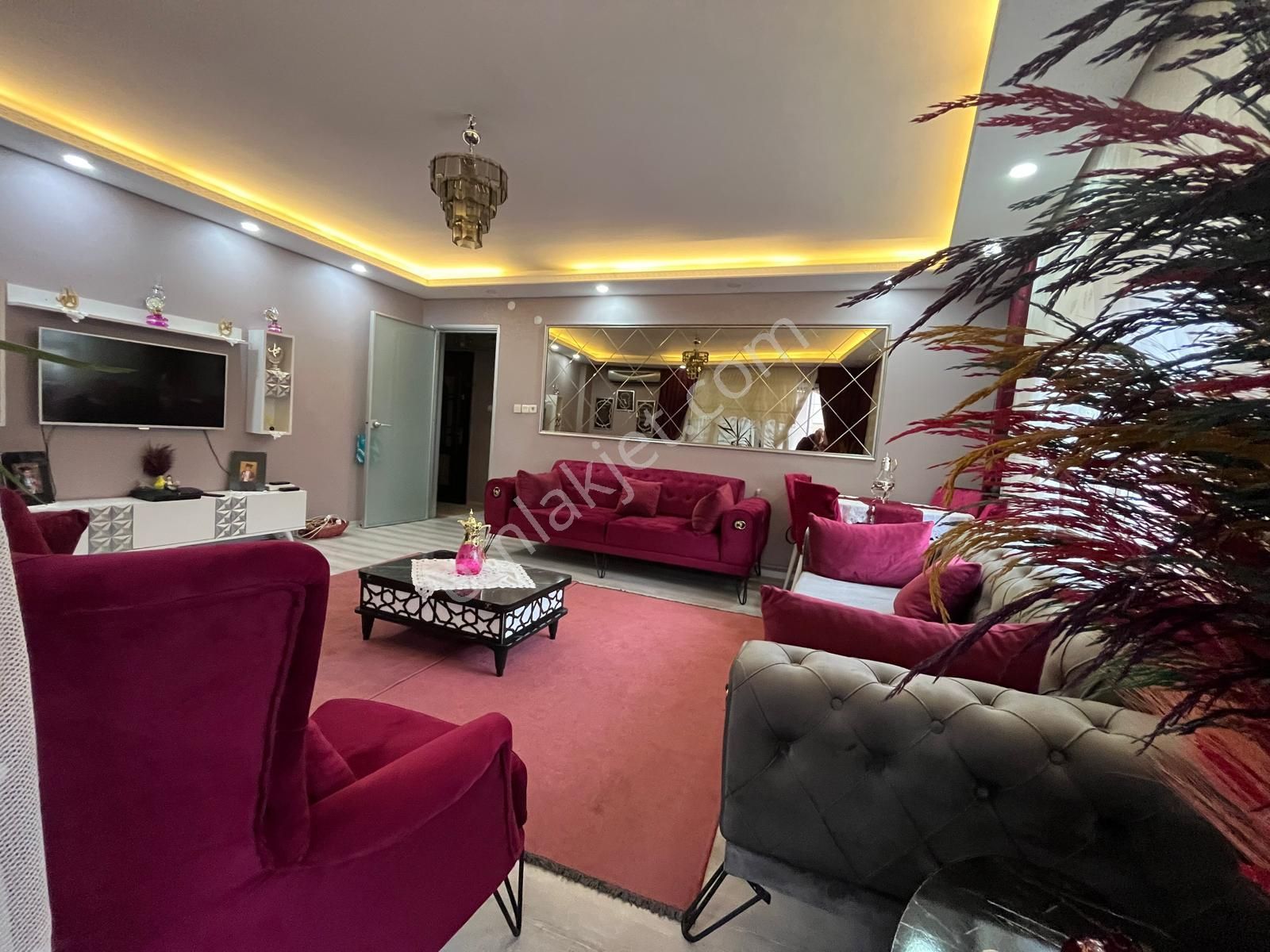 Satılık Daire Pendik Esenyalı Mahallesi