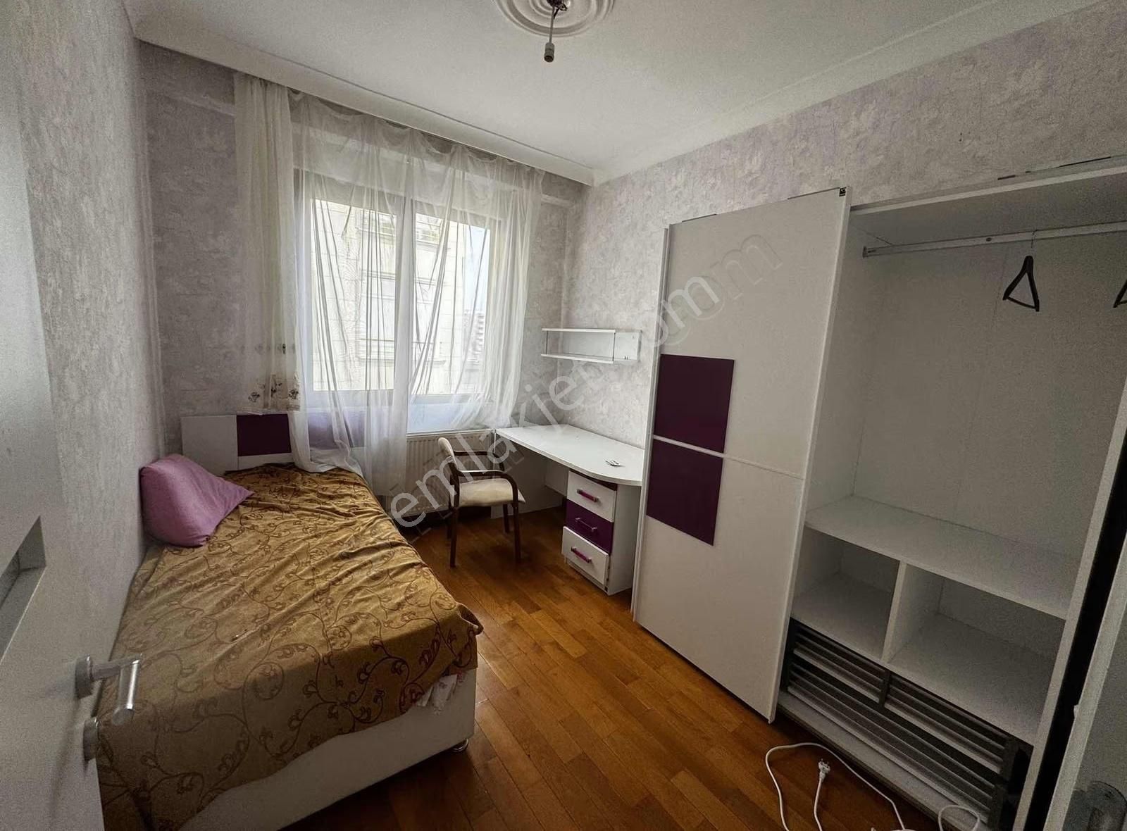 Solmaz Emlak Kiralık Dayalı Döşeli 4+1 Daire - Görsel 18