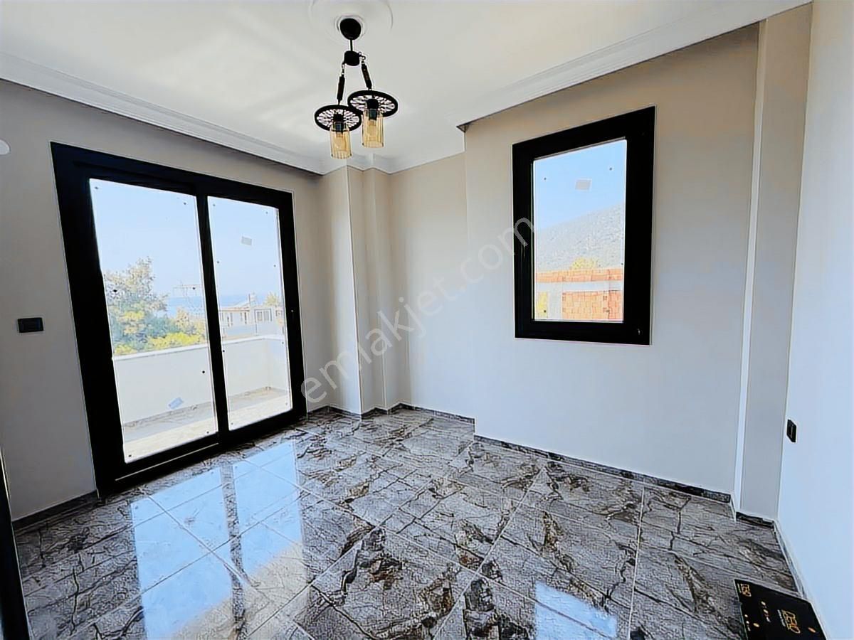 Didim Akbük'te Sıfır, Deniz Manzaralı Bahçeli Villa - Görsel 17