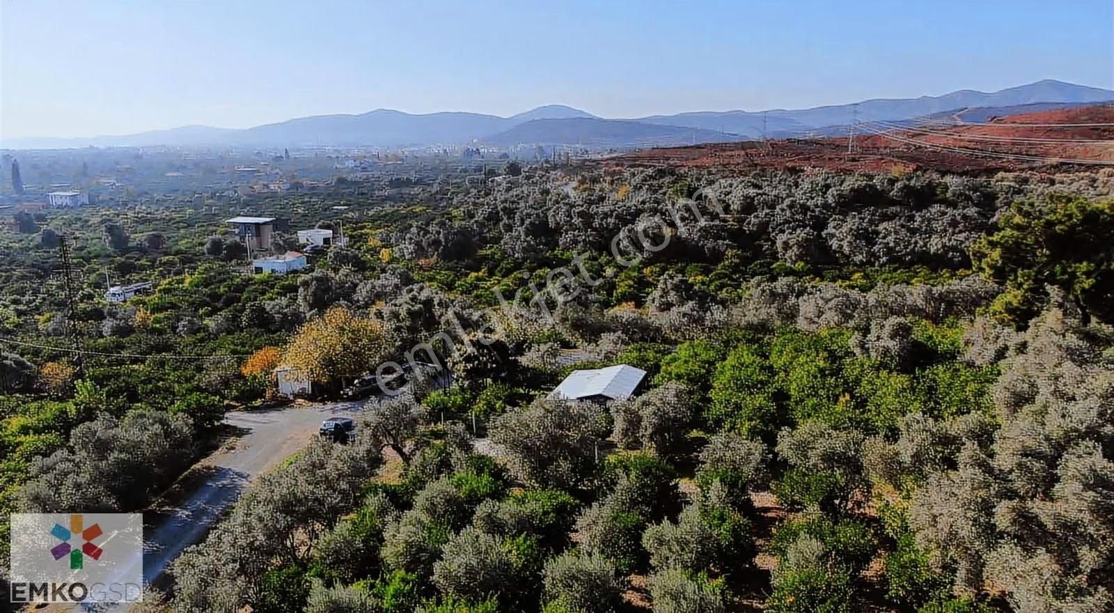 Ürkmezde Tek Tapu Panoromik Manzaralı İçinde Evi Olan Bahçe - Görsel 13