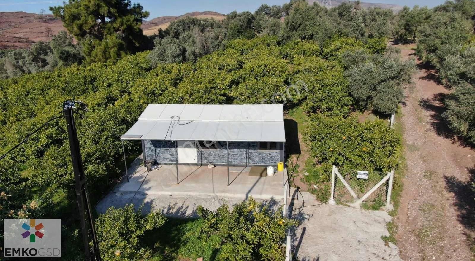 Ürkmezde Tek Tapu Panoromik Manzaralı İçinde Evi Olan Bahçe - Görsel 15