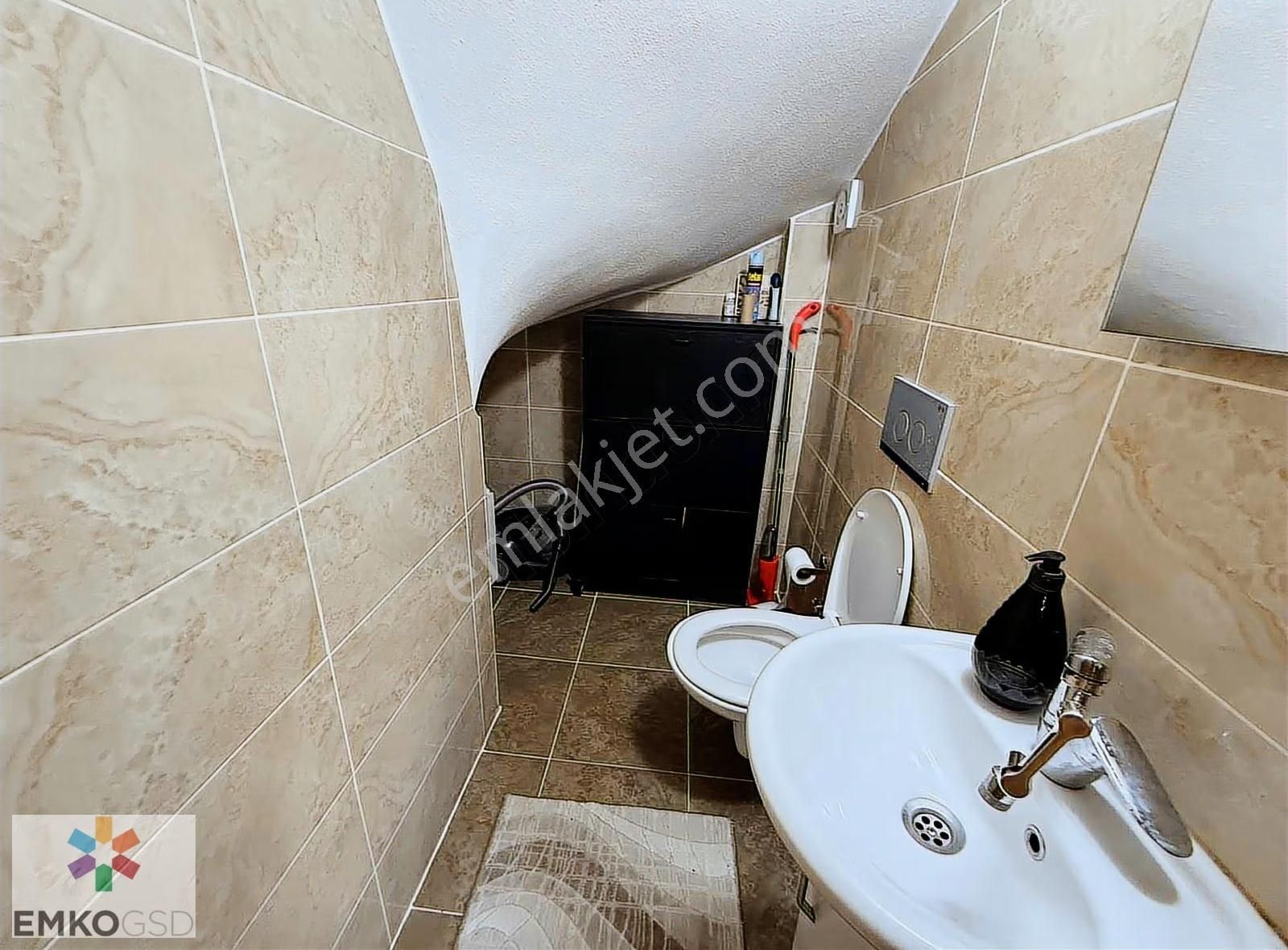 Denize 100 Metre, Otoparklı, Kapalı Mutfak, Bahçeli Villa(emko) - Görsel 9