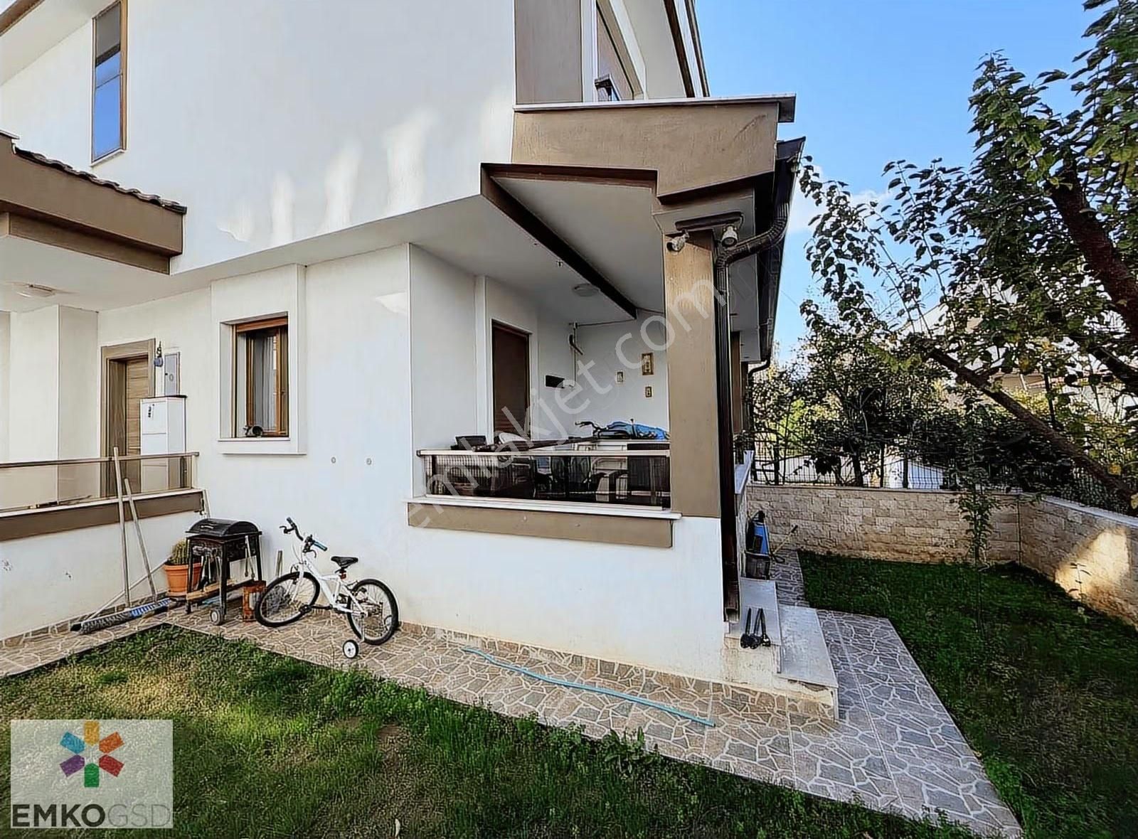 Denize 100 Metre, Otoparklı, Kapalı Mutfak, Bahçeli Villa(emko) - Görsel 21