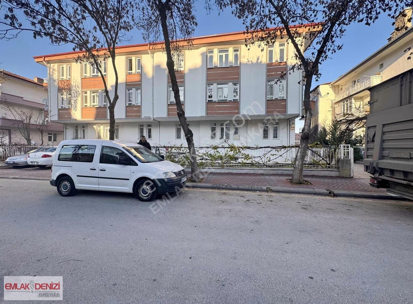 Naci Çakırda Boş Ara Kat Geniş 3+1 Daire