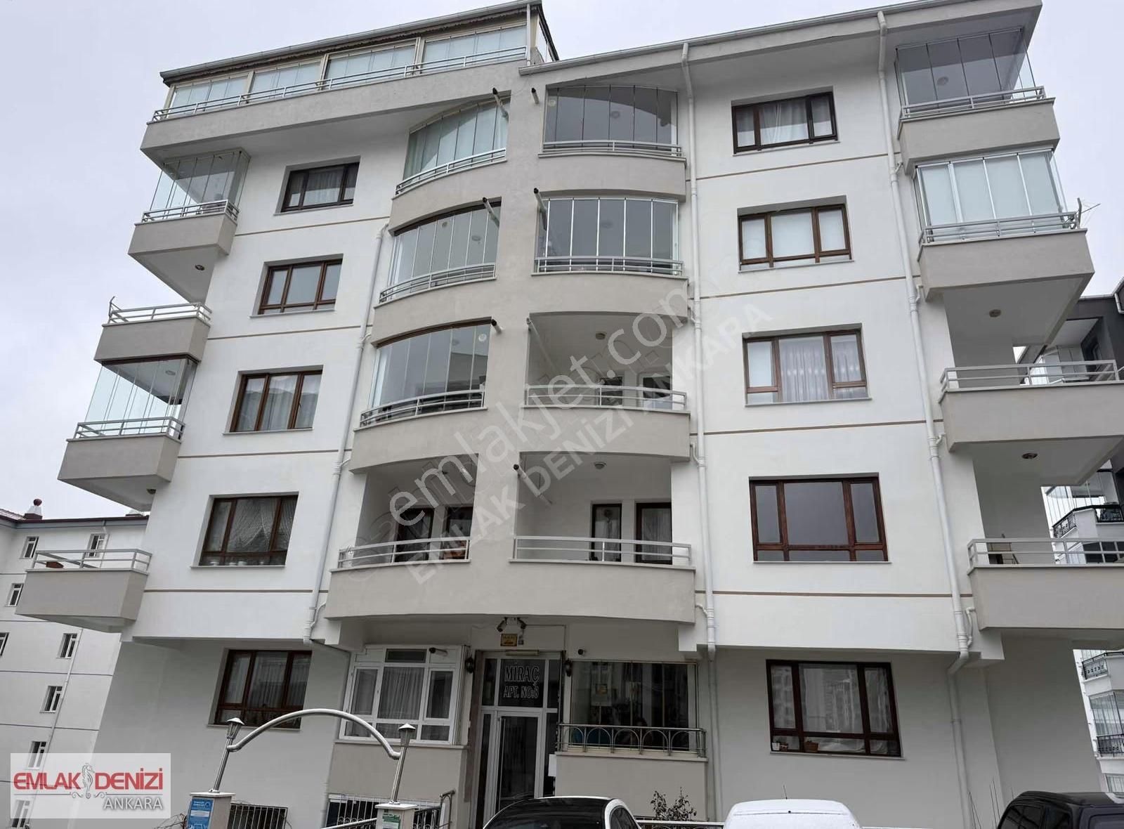 Akpınar'da Dikmen Cad.yak. Ara Kat Asansörlü Garajlı 3+1 Satılık