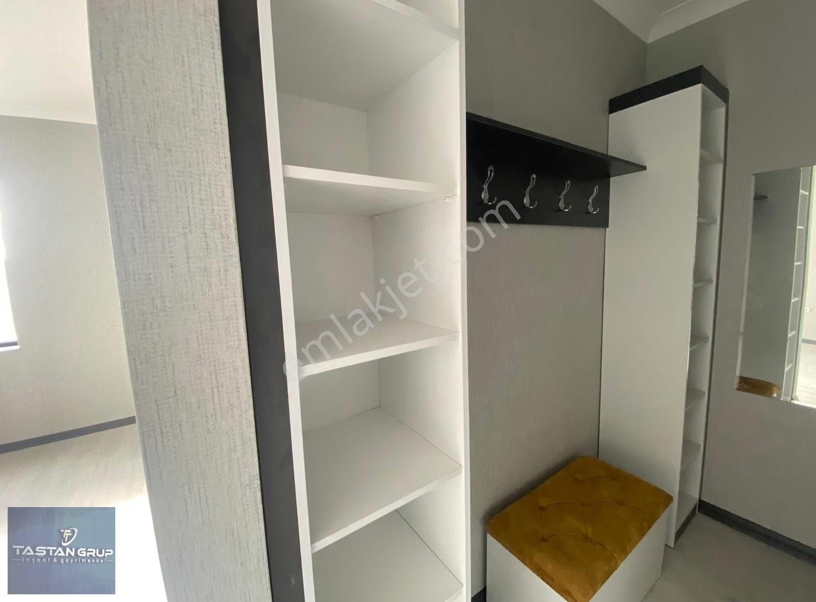 Güvenlikli, Manzaralı 190 M2 Yüksek Kat Lüks 4+1 - Görsel 7