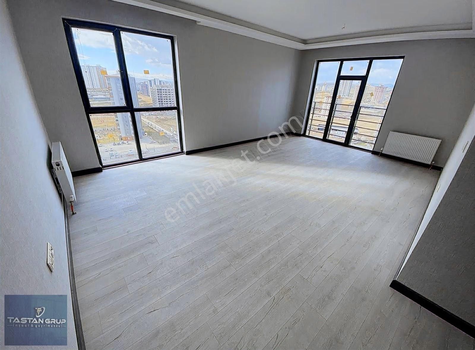Güvenlikli, Manzaralı 190 M2 Yüksek Kat Lüks 4+1 - Görsel 24