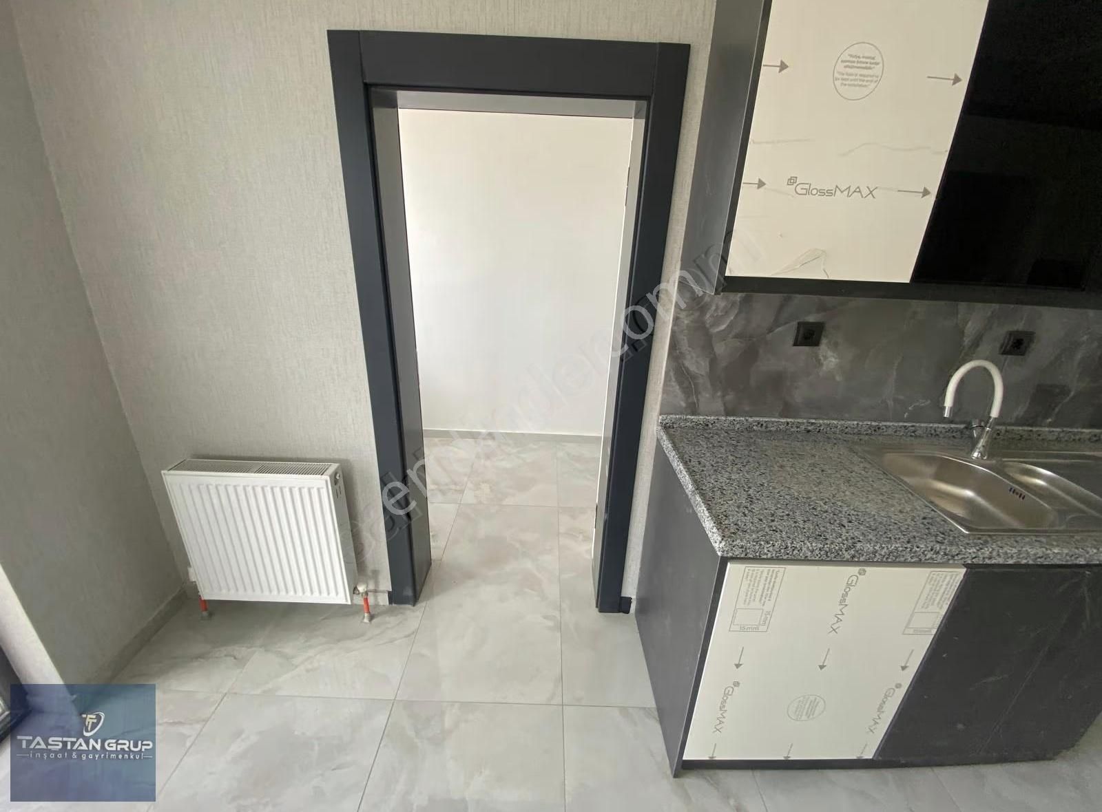 Güvenlikli, Manzaralı 190 M2 Yüksek Kat Lüks 4+1 - Görsel 26