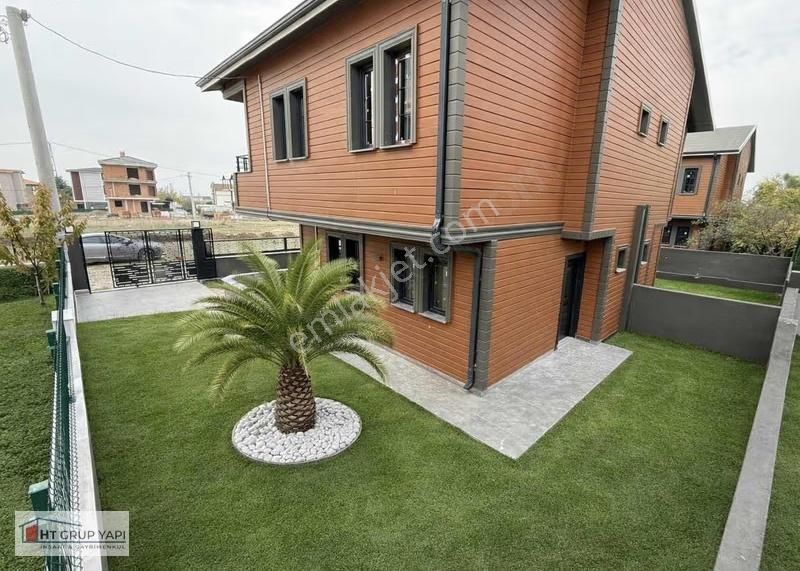 ▃▅▇ht Grup▇▅▃geniş Bahçeli 3+1 Müstakil Bahçeli Villa