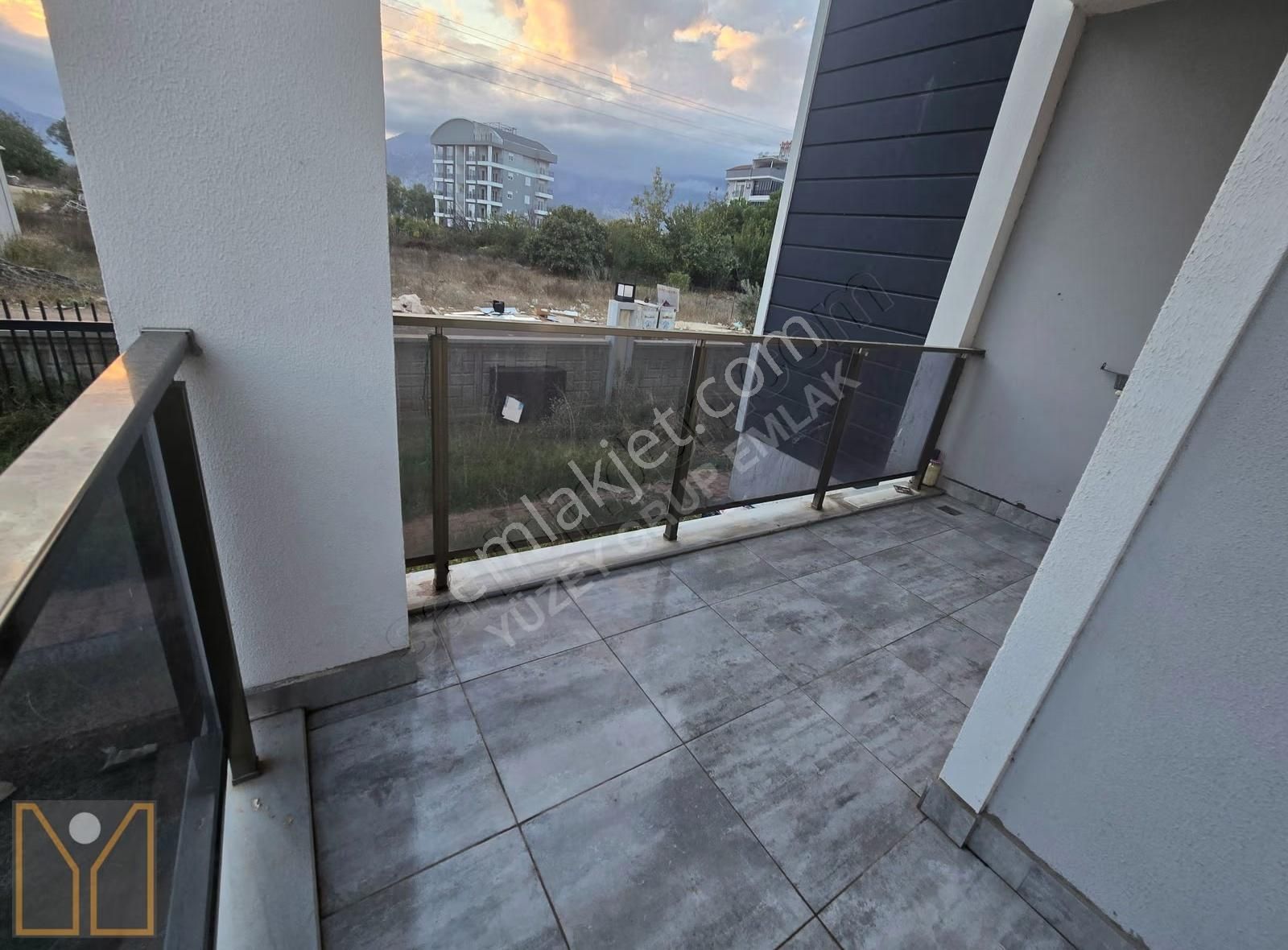 Döşemealtı'nda Yatırımlık Kiracılı Yeni Binada 1+1 Ferah Daire - Görsel 13