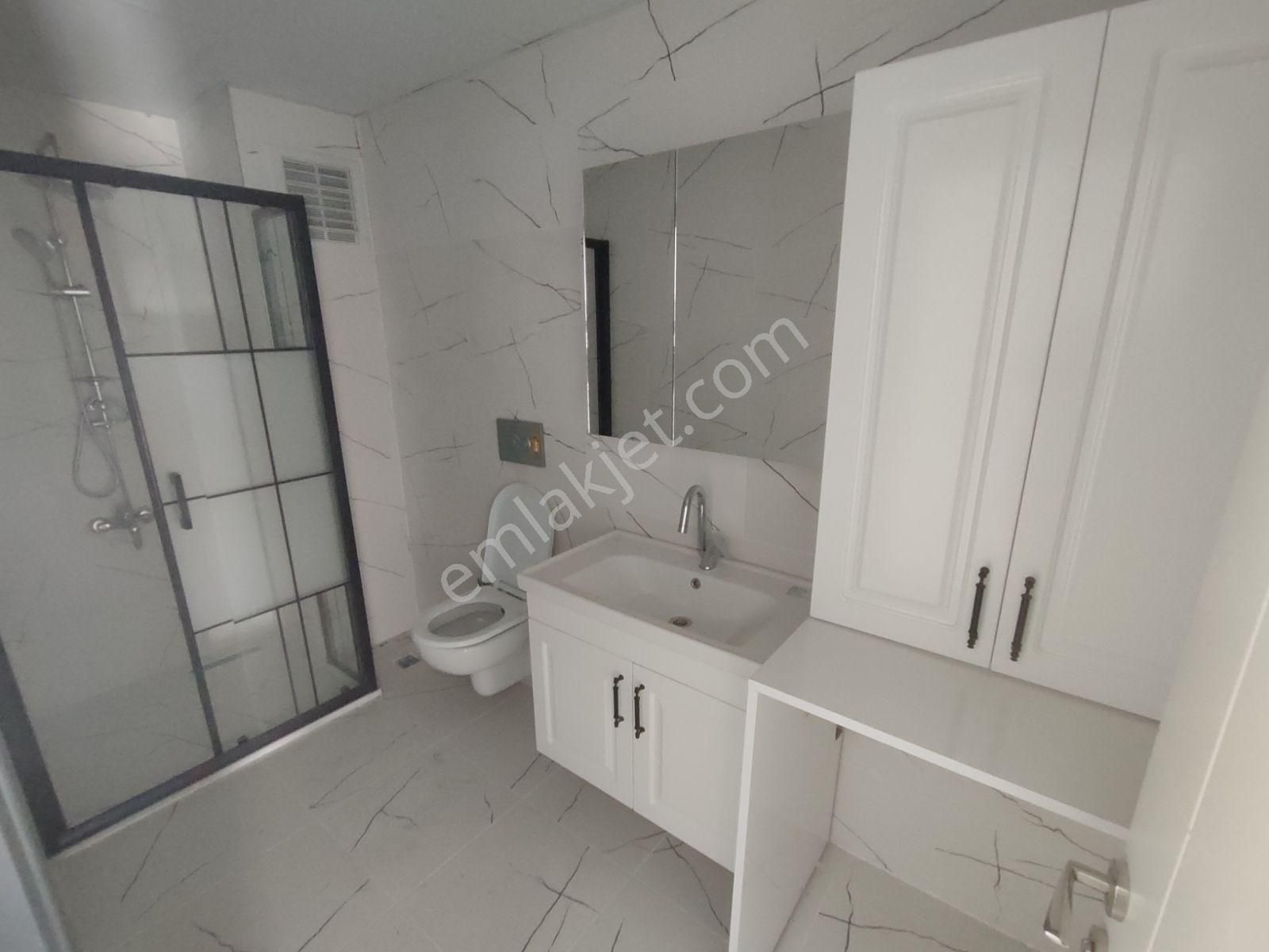 Rumeli Mekke Camii Civarında Ayrı Mutfaklı Emsalsiz 1+1 - Görsel 3