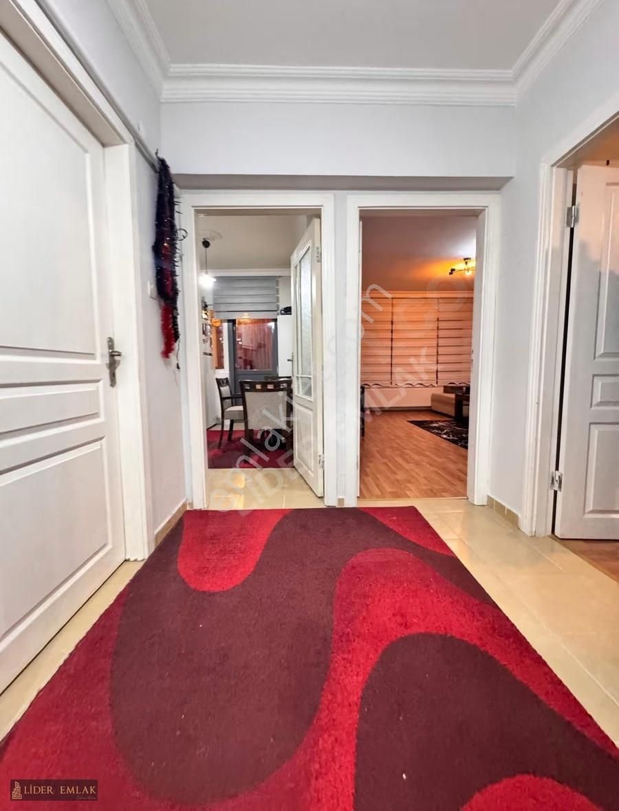 Lider Emlak'tan Yıldıztepe'de Ön Cephe 2. Kat Satılık Daire - Görsel 2