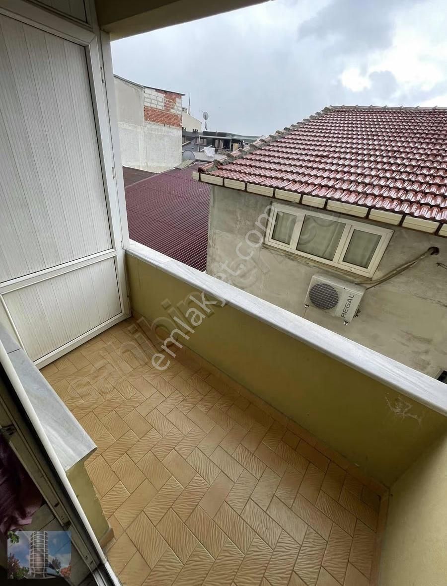 Ünalan Mah. Metro-metrobüsün Yanıbaşında 2+1 Kiralık Daire - Görsel 9