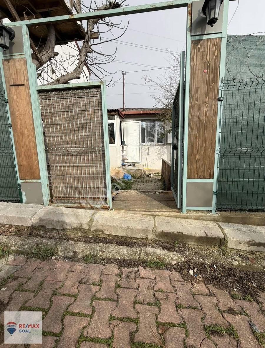 Sultanbeyli Akşemsettin'de Fırsat Müstakil Bahçeli Satılık Ev - Görsel 2