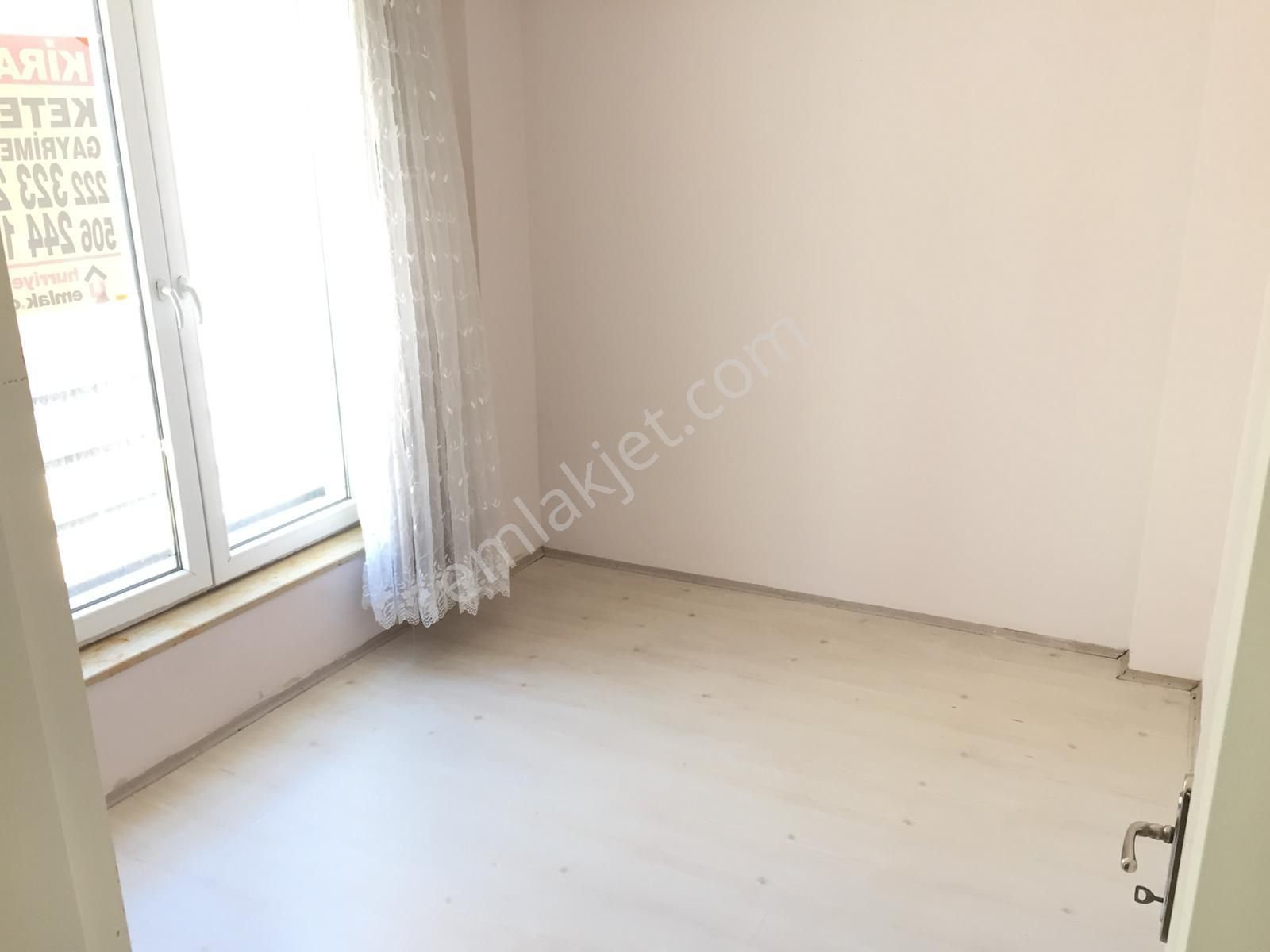 Eczacılık Fakültesi Yakını 1+1 Ayrı Mutfaklı Geniş Daire - Görsel 4