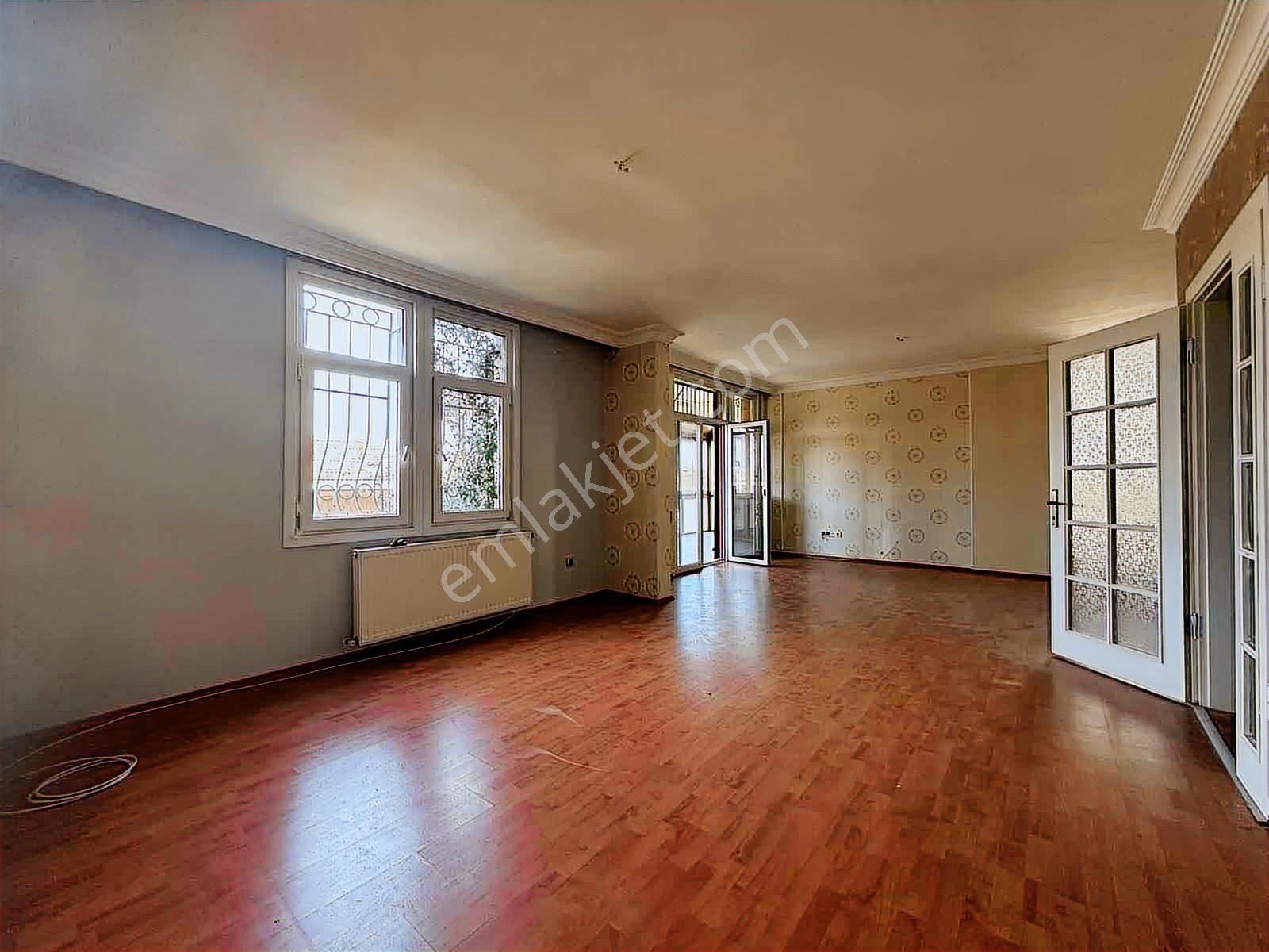 Ata 2 Sit. Üst Konumda -kendine Ait Otoparklı 5+2 Boş Villa - Görsel 24