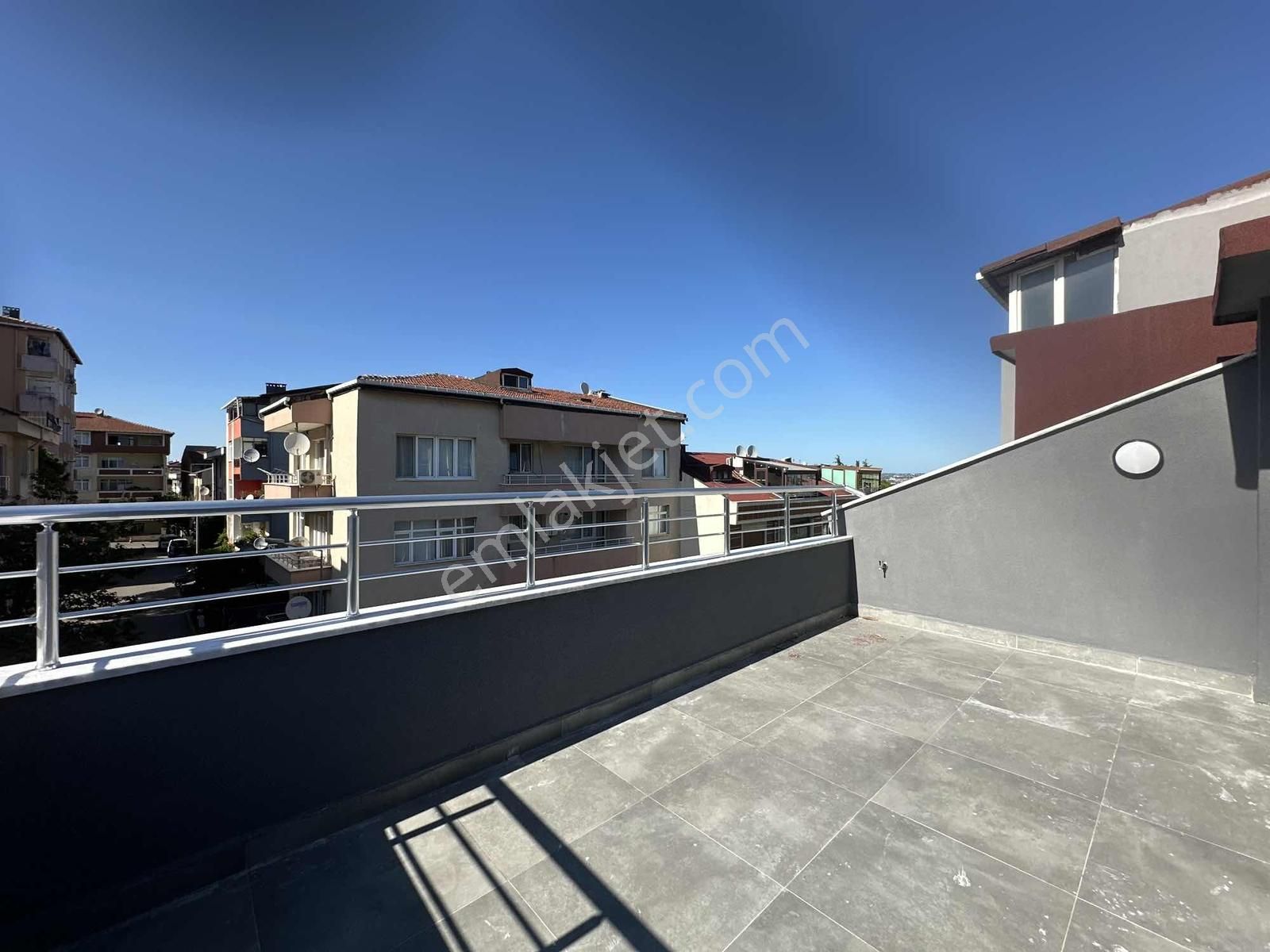 Ferah Mahallesinde Merkezi Konumda Muhteşem 4+1 Geniş Dublex - Görsel 2