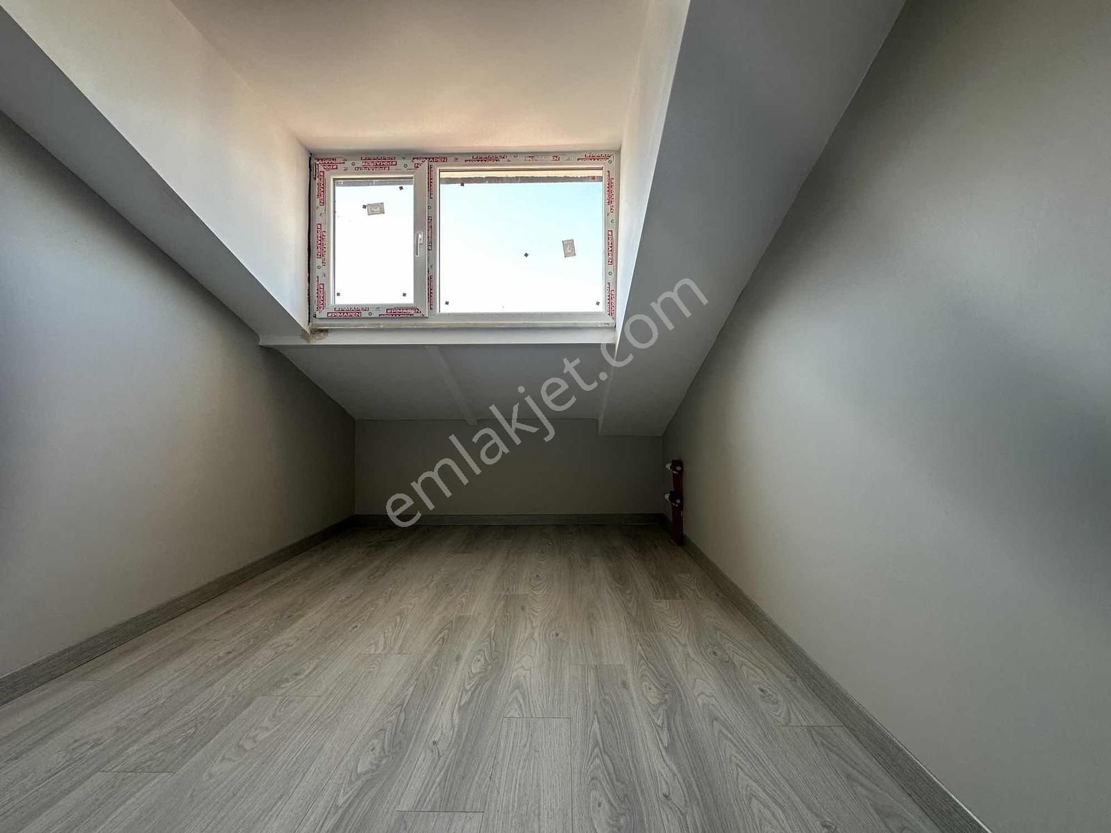 Ferah Mahallesinde Merkezi Konumda Muhteşem 4+1 Geniş Dublex - Görsel 23