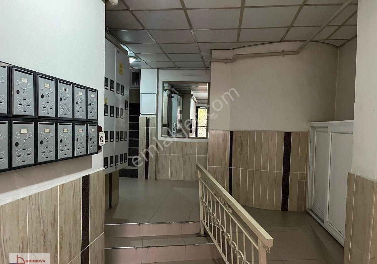 Kazım Dirikte Yaşar Üniversitesi Karşısında - Görsel 4