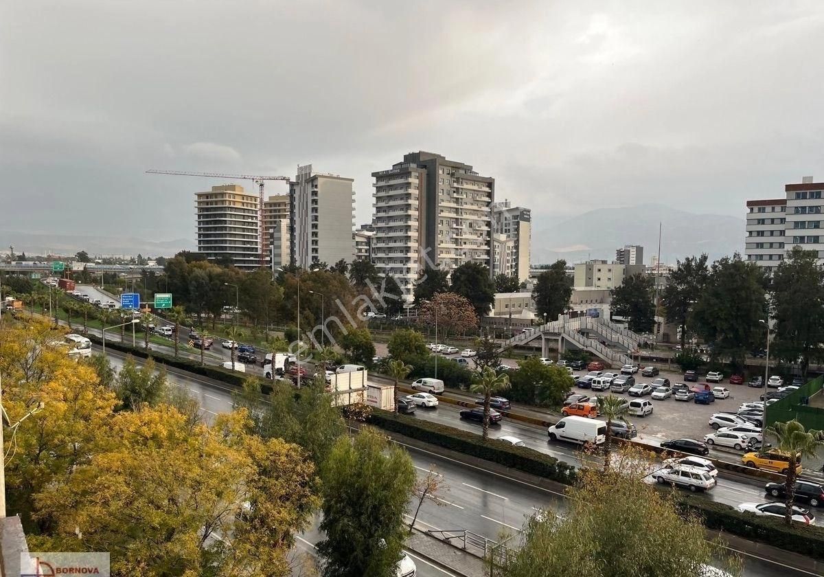 Kazım Dirikte Yaşar Üniversitesi Karşısında - Görsel 19