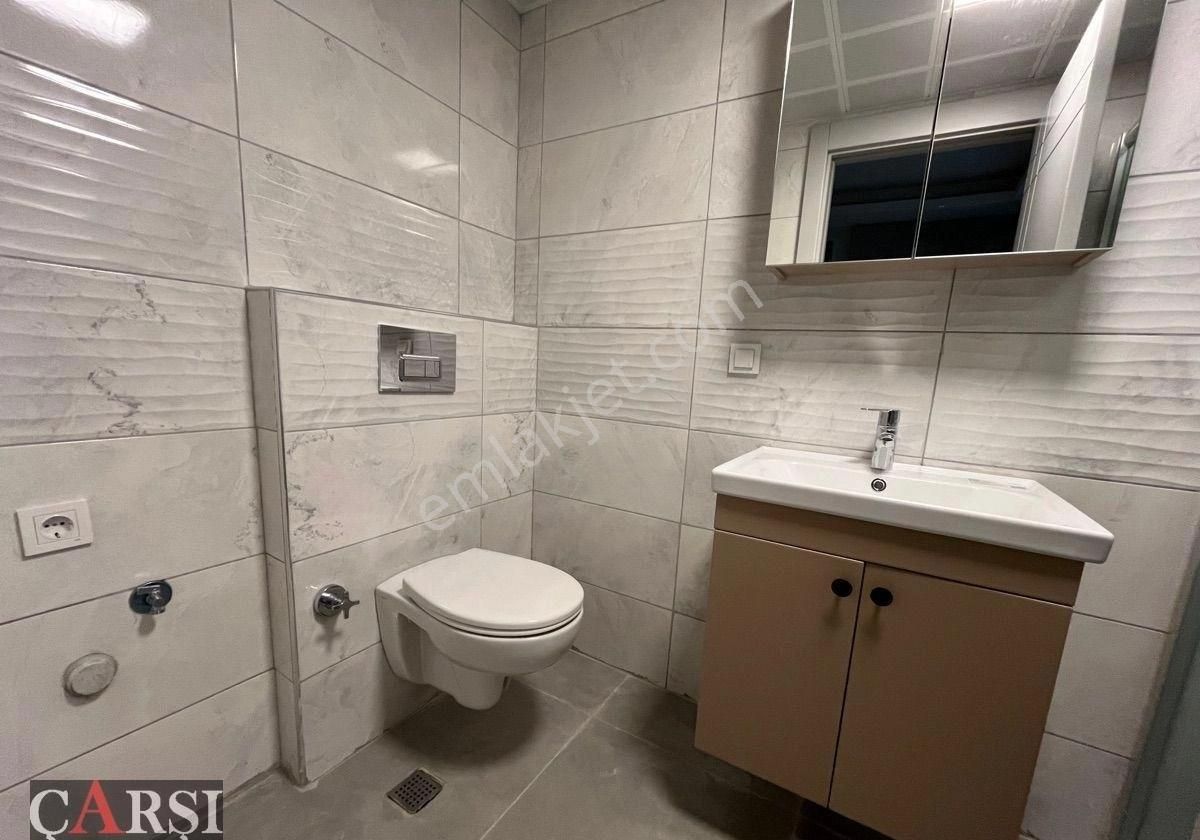 Çarşı"dan İlk Siz Oturun !!!sıfır Binada Metro Yakını Teraslı 1+1 - Görsel 10