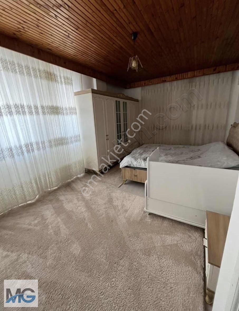 Barboros Caddesi Üzeri Tek Daire Üstü 130 M2 2+1 - Görsel 12