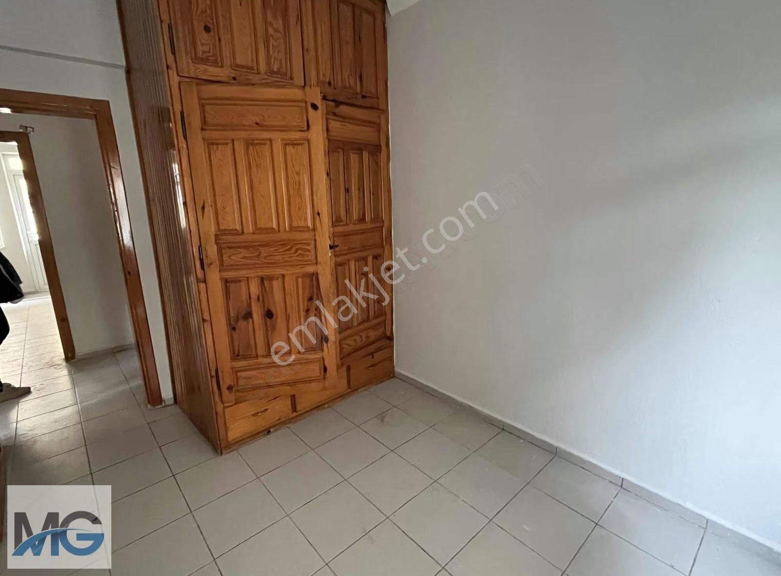 Adliye Yakını Kiralık Ara Kat 3+1 - Görsel 7