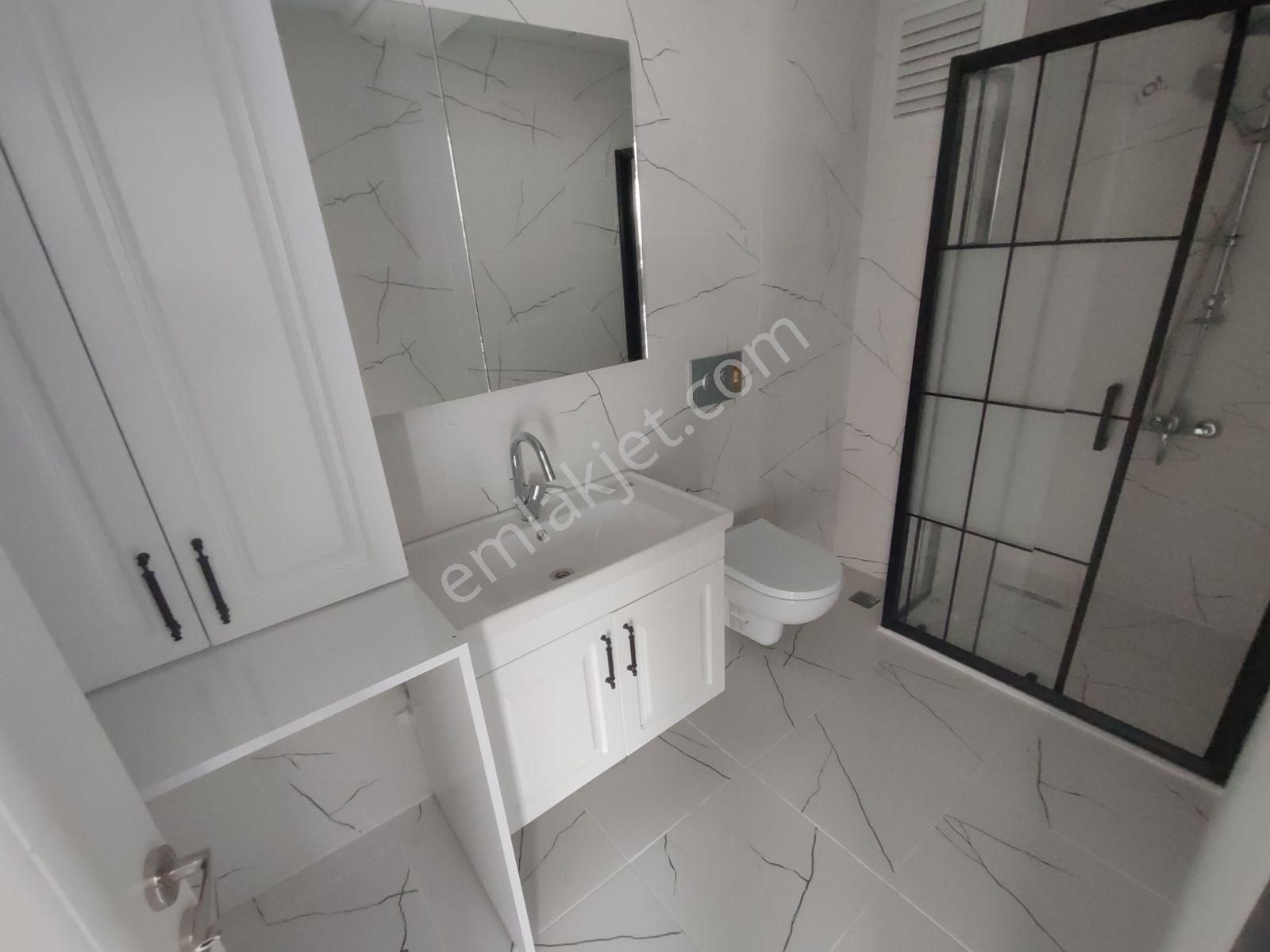 Rumeli Mekke Camii Civarı 2 Bloklu Sitede Lüks 2+1 Ara Kat - Görsel 3