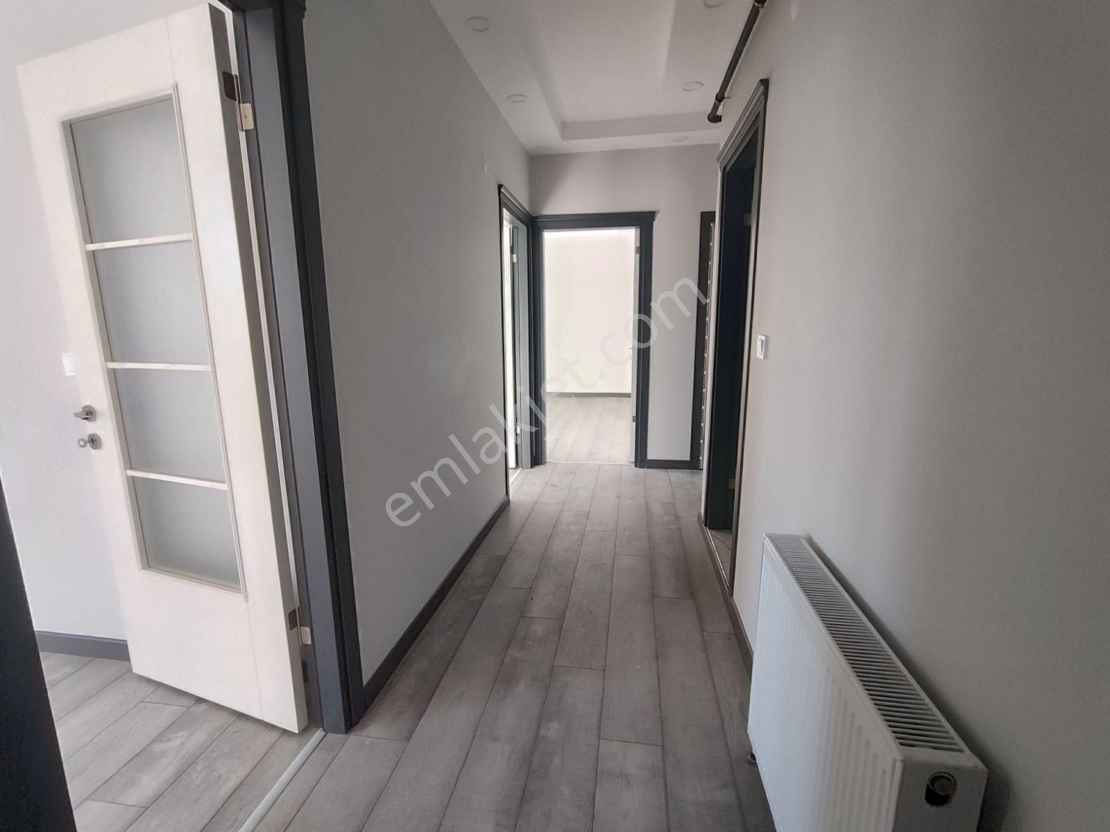 Rumeli Mekke Camii Civarı 2 Bloklu Sitede Lüks 2+1 Ara Kat - Görsel 10