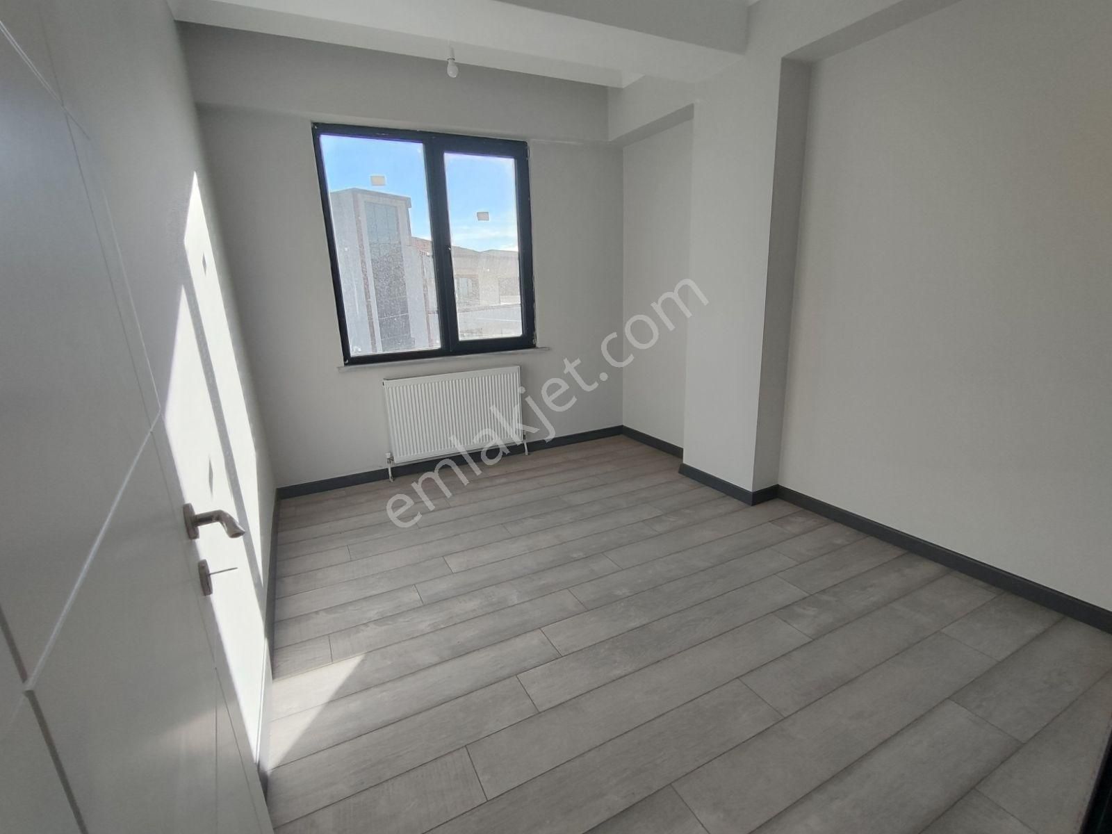 Rumeli Mekke Camii Civarı 2 Bloklu Sitede Lüks 2+1 Ara Kat - Görsel 24