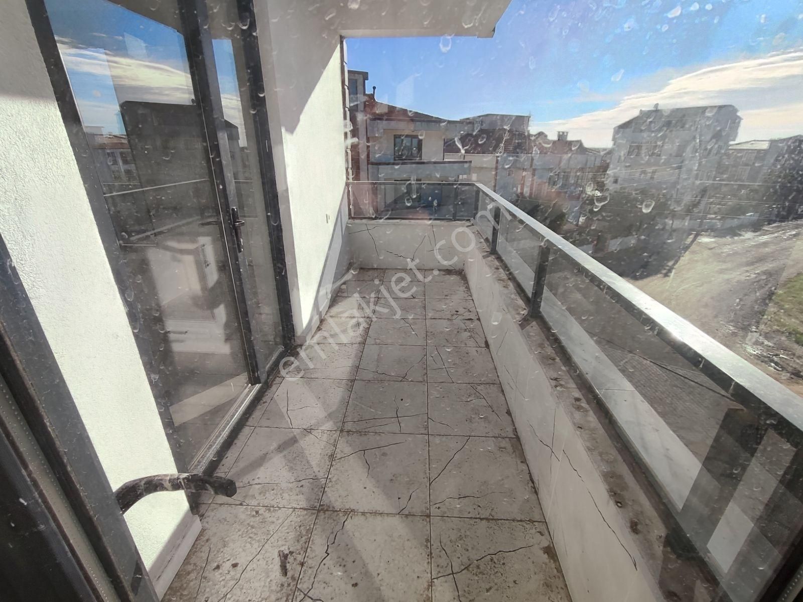 Rumeli Mekke Camii Civarı 2 Bloklu Sitede Lüks 2+1 Ara Kat - Görsel 17