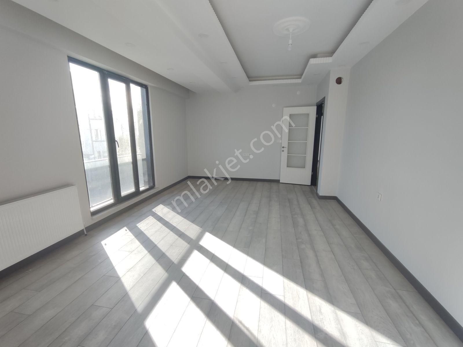 Rumeli Mekke Camii Civarı 2 Bloklu Sitede Lüks 2+1 Ara Kat - Görsel 22