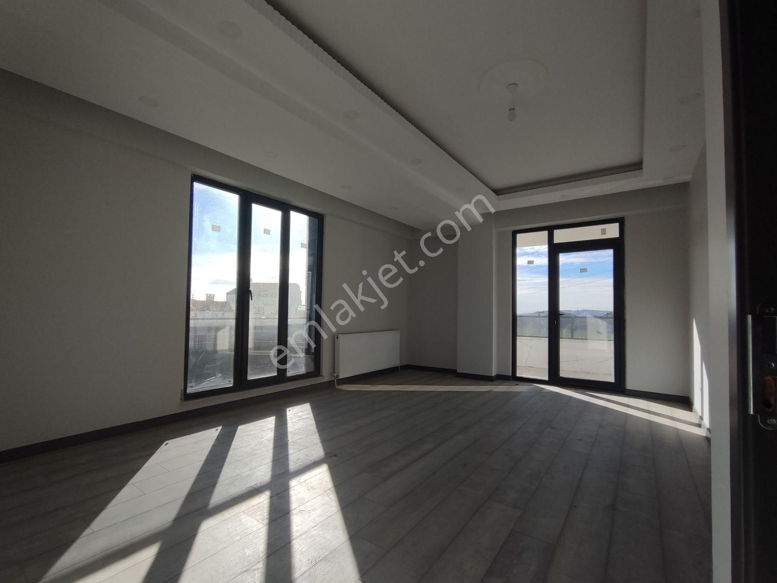 Rumeli Mekke Camii Civarı 2 Bloklu Sitede Lüks 2+1 Ara Kat - Görsel 23