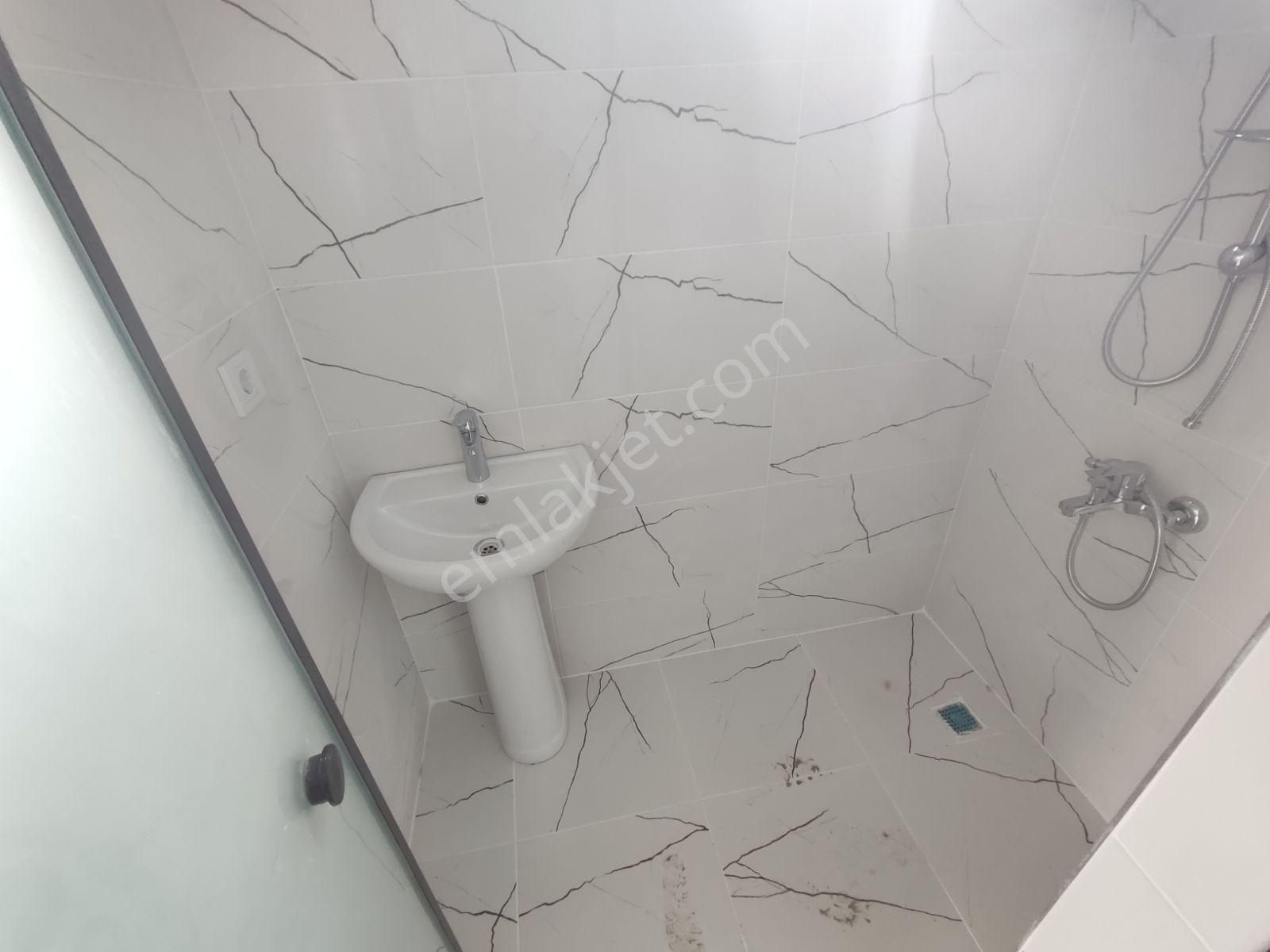 Rumeli Mekke Camii Civarı 2 Bloklu Sitede Lüks 2+1 Ara Kat - Görsel 7