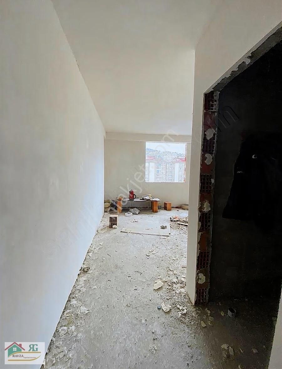 Ravza Yapı Gayrimenkulden Aydınlıkevler Mah 3+1 Satılık Daire - Görsel 12