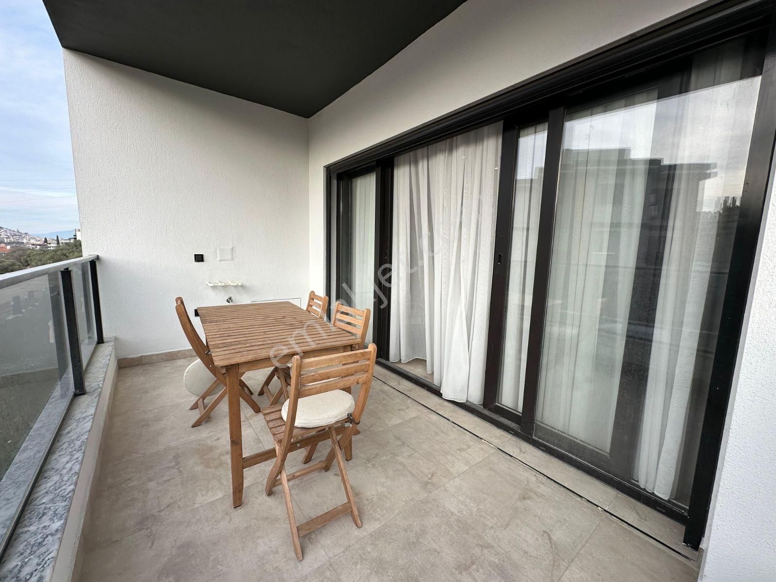 Kuşadası Merkezine Yakın Havuzlu Sitede Doğalgazlı Daire - Görsel 19