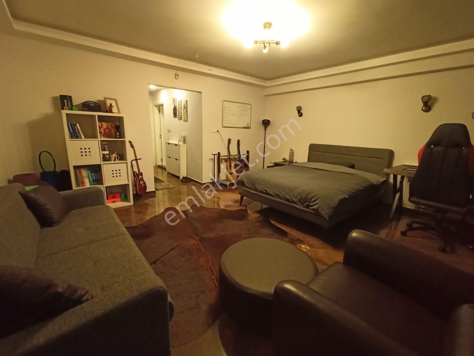 Kuşadası'nda Güvenlikli Sitede Özel Havuzlu Manzaralı Villa - Görsel 33