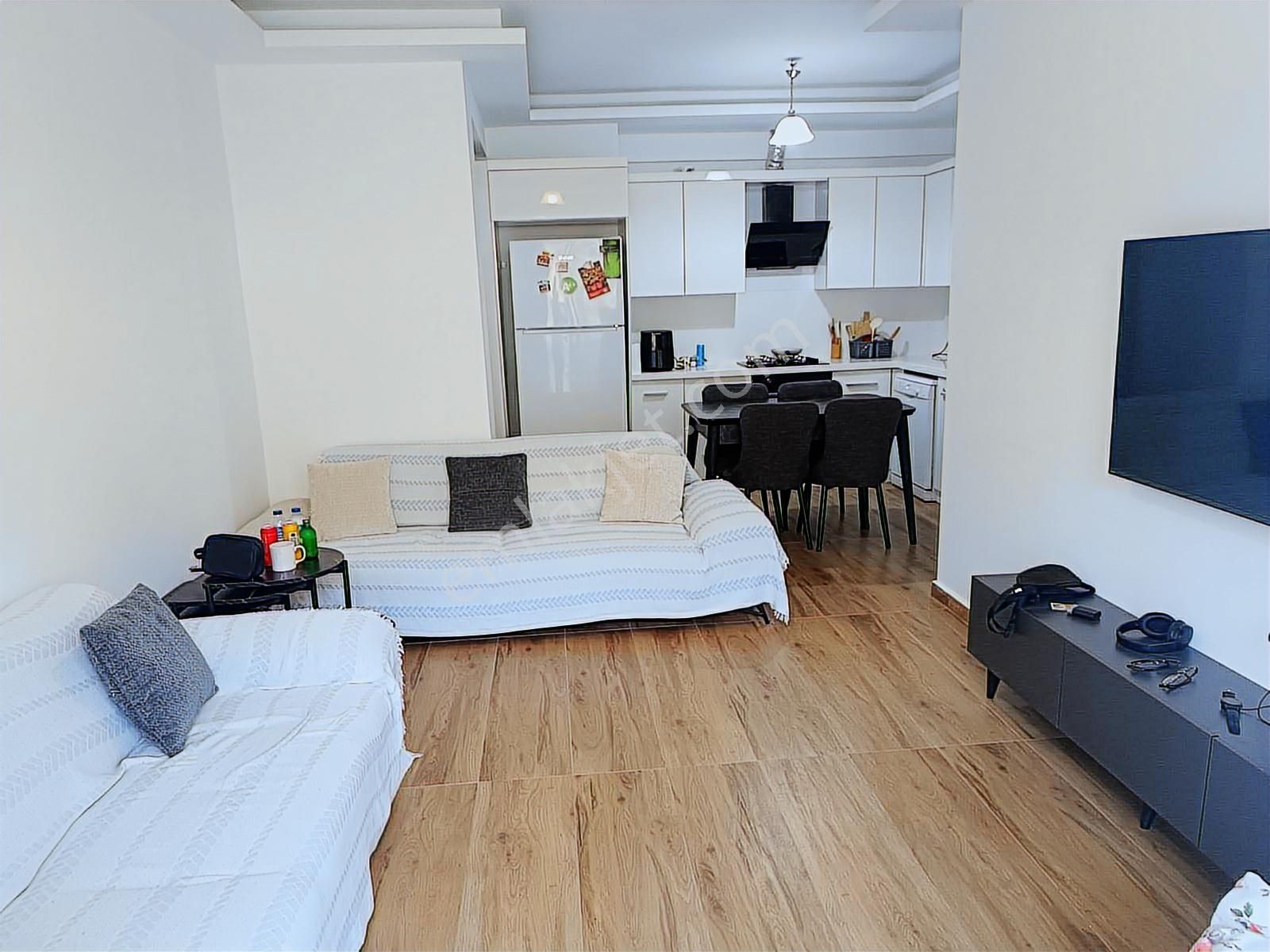 Kuşadası Değirmendere Bölgesinde Havuzlu Sitede 2+1 Daire - Görsel 13