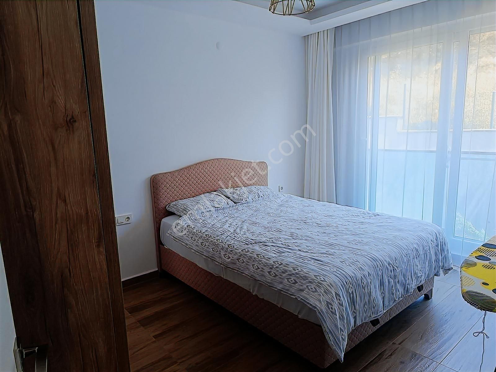 Kuşadası Değirmendere Bölgesinde Havuzlu Sitede 2+1 Daire - Görsel 8