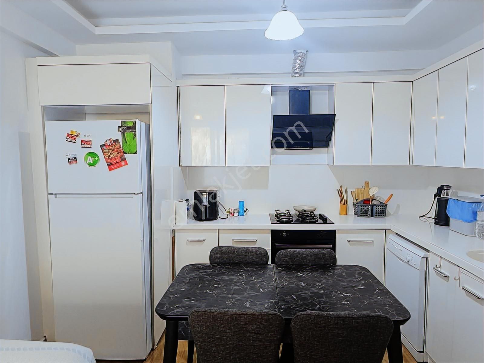 Kuşadası Değirmendere Bölgesinde Havuzlu Sitede 2+1 Daire - Görsel 22