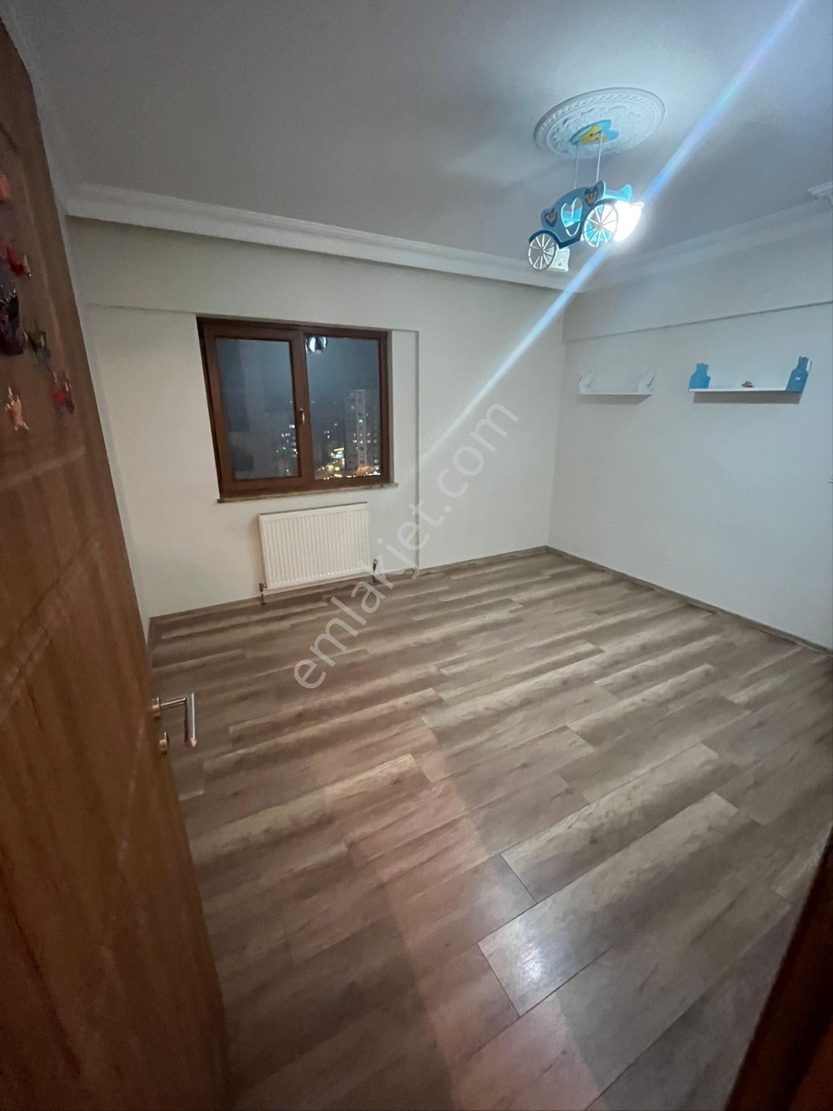 Satılık Geniş Ferah Daire - Görsel 13