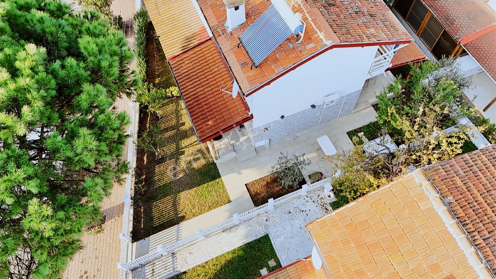 Altınova Da Masrafsız Ve Bakımlı Eşyalı Satılık Dubleks Villa - Görsel 3