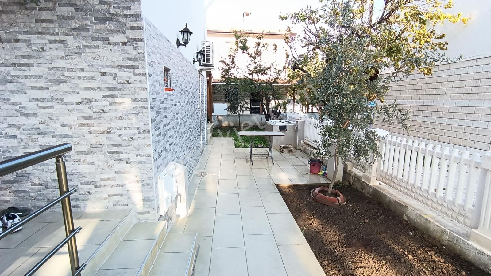 Altınova Da Masrafsız Ve Bakımlı Eşyalı Satılık Dubleks Villa - Görsel 24