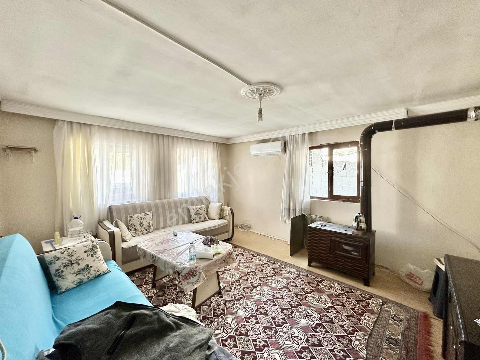 Altınova'da Satılık 2 Adet Müstakil Ev - Görsel 23